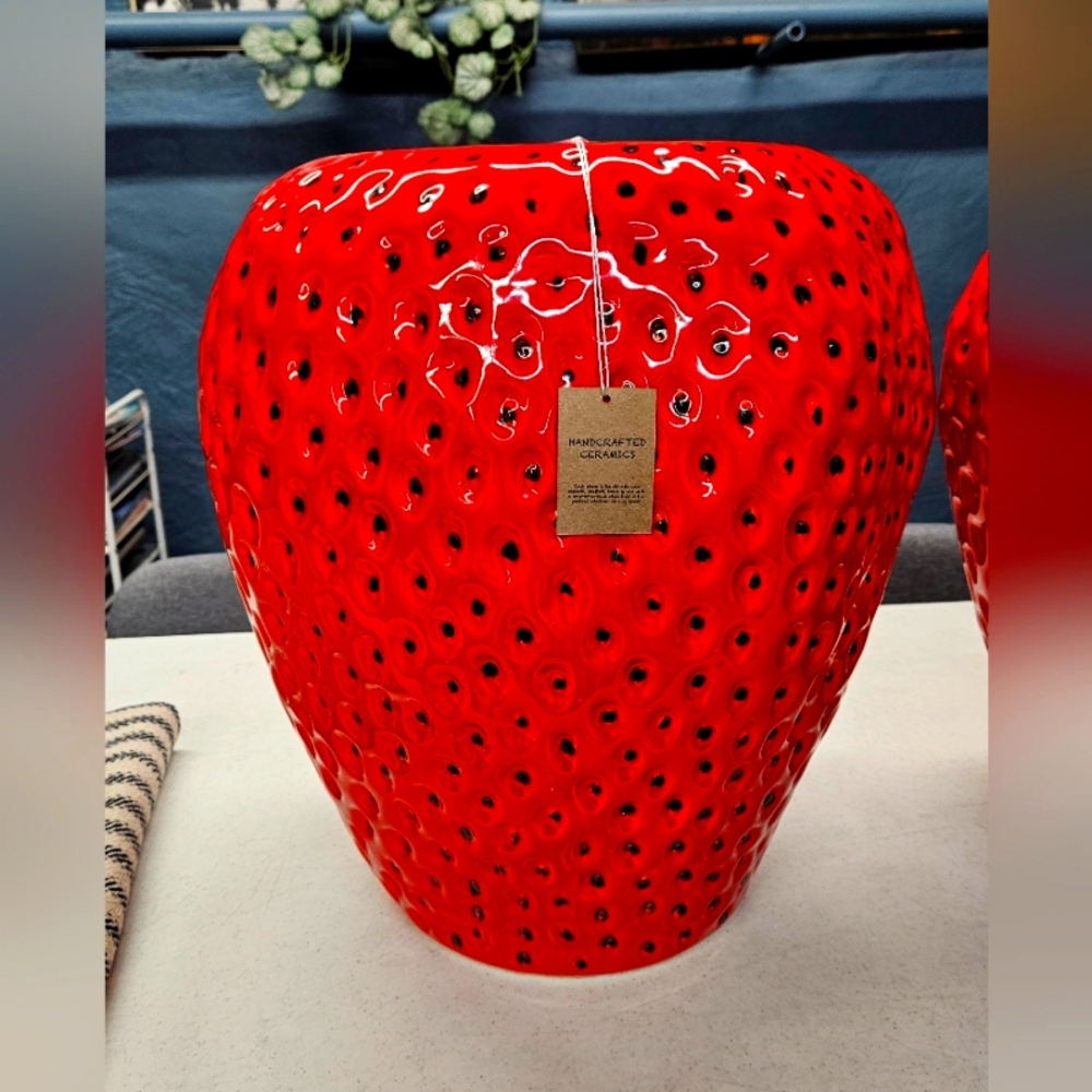 TJMaxx CottageCore Rare TikTok Viral Strawberry One Stool/End Table